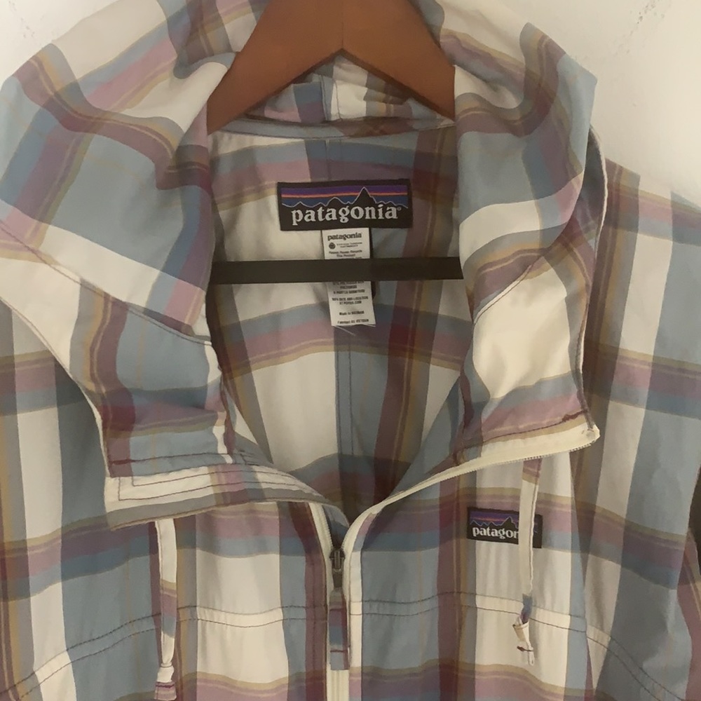 Patagonia Madras Plaid Windbreaker Hoodie Jacket